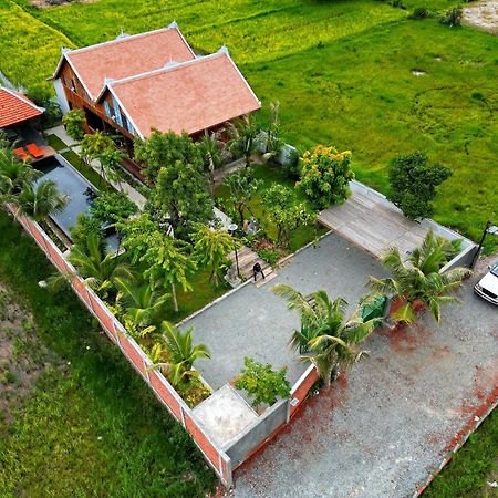 Isann Lodge Sziemreap Kültér fotó