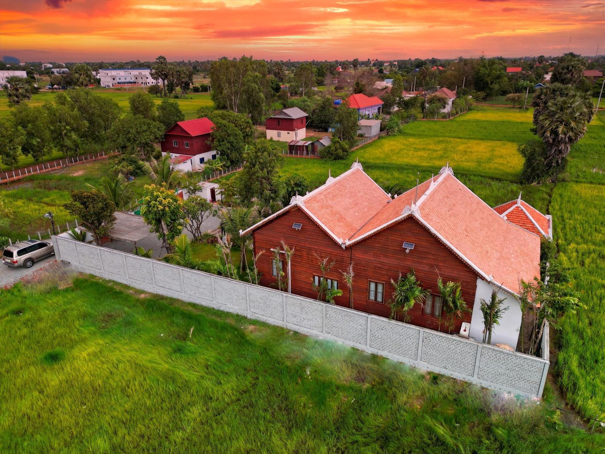 Isann Lodge Sziemreap Kültér fotó