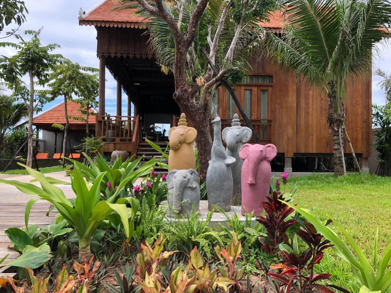 Isann Lodge Sziemreap Kültér fotó