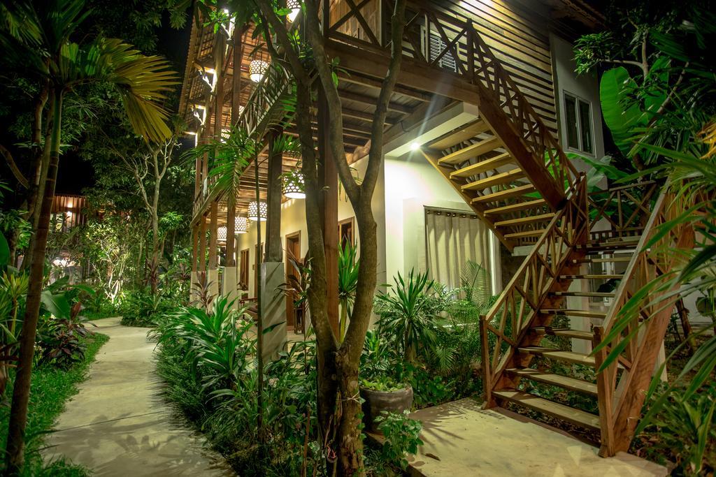 Isann Lodge Sziemreap Kültér fotó